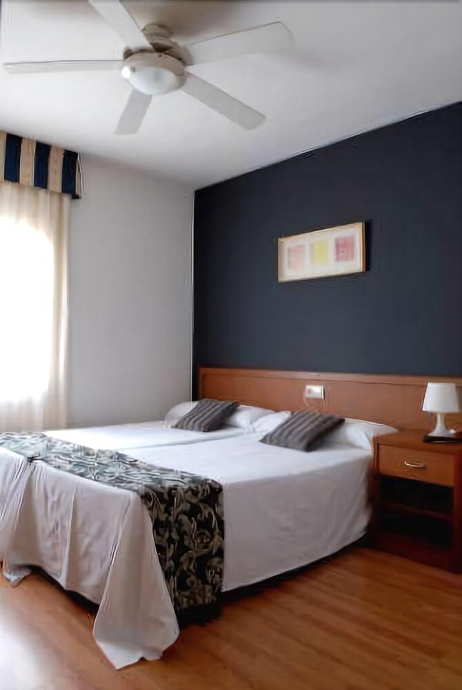 Gatell Hotel Vilanova i la Geltrú 외부 사진